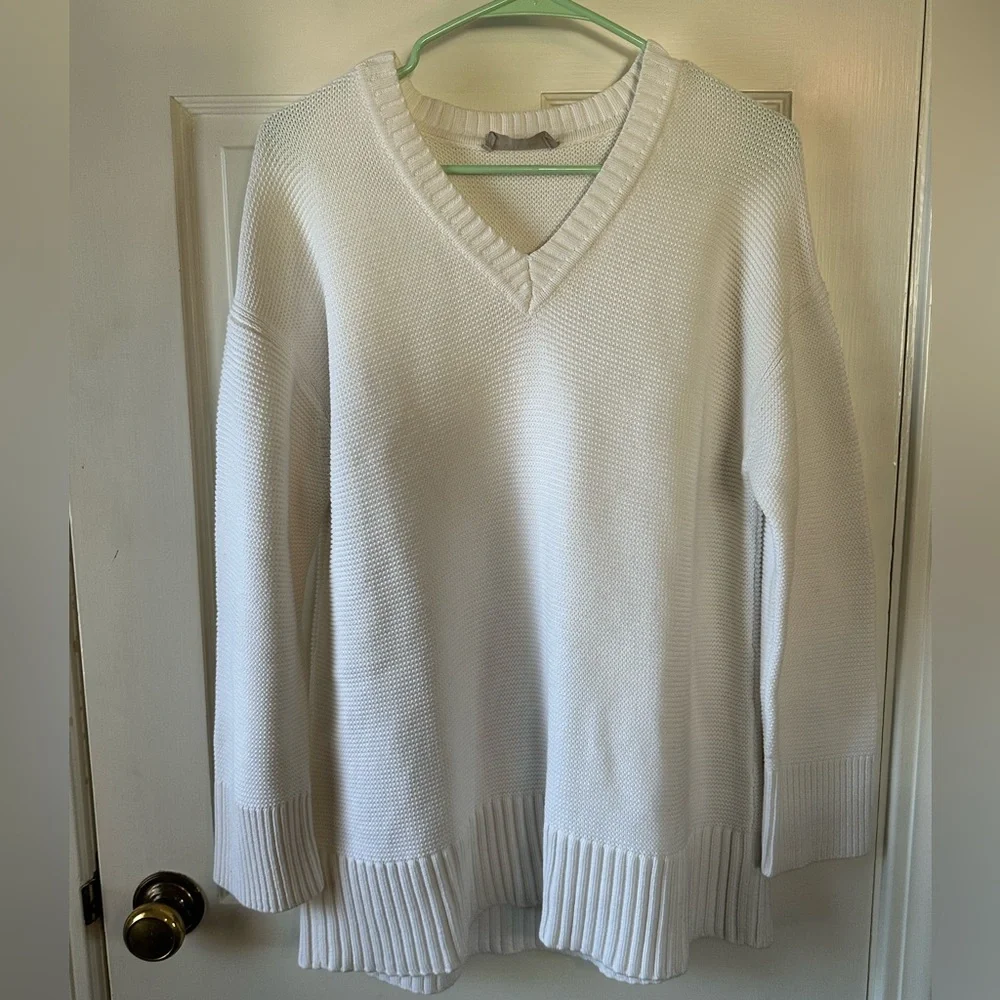 Everlane 100% Cotton White V-Neck Sweater - Picture 1 of 6
